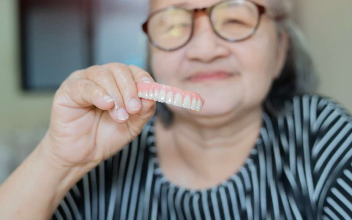Gum Disease (Periodontitis): Why It Must Be Fully Treated Before Dental Implants